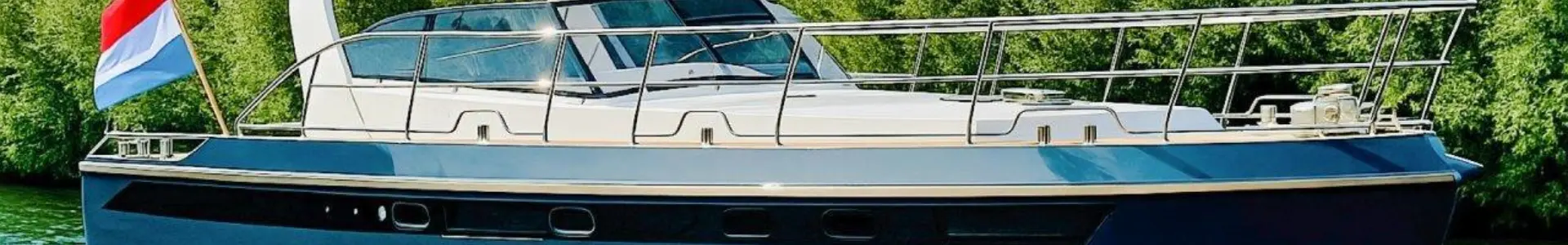 Vri Jon Contessa 39 Cabrio op het water 2025